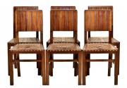 Lote 4023 - Conjunto de 6 cadeiras Art Deco com costas gomadas em madeira e coxim em couro lavrado com pregaria. Peças Vintage dos anos 40/50. Dim: 84x42x40 cm. Nota: Sinais de uso, pequenas falhas e faltas.