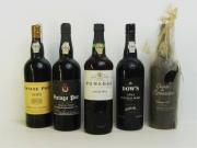 Lote 59 - 5 garrafas de Vinho do Porto, garrafa de Vintage Pot Cachão 1980, garrafa de Quinta da Romaneira Vintage 1987, garrafa de Vintage Port Borges 1985, garrafa de Dow´s Vintage Port 1994 e garrafa de Fonseca Porto 10 Anos, Nota: garrafas provenientes de uma garrafeira particular onde estavam armazenadas com todas as condições necessárias ao seu perfeito acondicionamento, PVP Estimado 450€