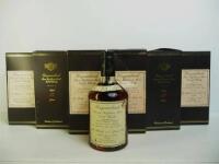 Lote 85 - 6 garrafas de Whisky, garrafas de Usquaebach Pure Highland Malt 15 Anos, Nota: garrafas provenientes de uma garrafeira particular onde estavam armazenadas com todas as condições necessárias ao seu perfeito acondicionamento, PVP Estimado 200€