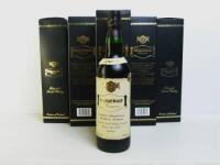 Lote 89 - 6 garrafas de Whisky, garrafas de Usquaebach Reserve, Nota: garrafas provenientes de uma garrafeira particular onde estavam armazenadas com todas as condições necessárias ao seu perfeito acondicionamento, PVP Estimado 200€