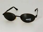 Lote 1470131 - Óculos de sol da marca TEEN UP PIAVE 100% UV , modelo oval, de metal, cor preto, originais, novos de mostruário