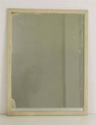 Lote 1480218 - Espelho de parede com moldura branca texturada, 95x72 cm, com falhas e defeitos