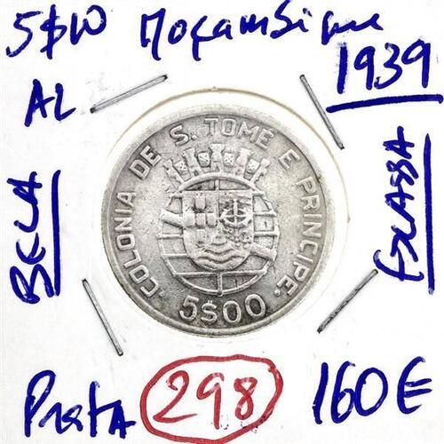 Lote 1091 - Moeda de ESCASSA de 5$00 em prata de 1939 de S.T.P em BELA com cotação pelo catálogo Moedas de Portugal de Reinaldo Silva de 160€. Nota: A moeda é de S.T.P e não de Moçambique como inscrito no alvéolo. (REP)