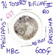 Lote 33 - Meio Tostão de D. Filipe III, com a referência AG 10.01 , variante “ PHILIPPVS”– Valor de Catálogo (Alberto Gomes de 2013) de 300€ - estado MBC (R0)