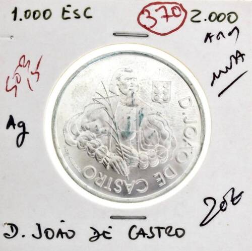 Lote 934 - Moeda de 1000$00 NOVA (UNC) de 2001 com cotação pelo catálogo Moedas de Portugal de Reinaldo Silva de 15€ em SOBERBA. (REP)