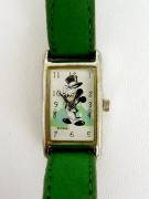 Lote 1500229 - Relógio DISNEY, Rato Mickey, bracelete verde, novo