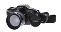 Lote 3671 - Máquina fotográfica Minolta Dynax 7xi, lente AF28-80mm, Zoom xi 0.8m/2.6 ft, 1:4-5.6, 55 mm, com alça, sinais de uso