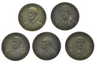 Lote 3745 - Conjunto de 5 medalhas antigas em bronze de ilustres escritores e poetas do Séc. XVII-XVIII. Frente com figura relevada do artista e período de vivência. Verso com breve história e percurso artístico alcançado. Nomes: Bocage, D. Francisco Manu