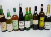 Lote 1600006 - Lote de 9 garrafas para coleccionadores, entre elas garrafa de vinho branco Marquis de Soveral - garrafeira de 1980, garrafa de Fonte Real - Rosé, garrafa de vinho verde C. Mendes das Caves Aliança, garrafa de Montevalle - Douro 2003, entre outras