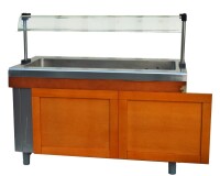 Lote 5089 - Balcão em inox de banho maria com estufa inferior para pratos e campânula com vidro e 15 cubas de diversos tamanhos. Dim: 88x145x75 cm. Artigo semelhante a venda com PVP de € 1.250 em http://olx.pt/anuncio/ilha-banho-maria-IDvB8Hk.html#df56846