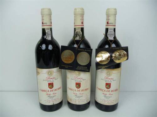 Lote 1600381 - Lote de 3 garrafas de vinho tinto - Cabeça de Burro - reserva de 1997 - Douro, medalha de ouro no 9º Concours International - Vins de Montagne