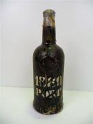 Lote 1600385 - Garrafa de vinho do Porto 1880, engarrafado pelos exportadores - António José da Silva & Cº Lda, proprietário da Quinta do Noval - Alto Douro, pequenas perdas