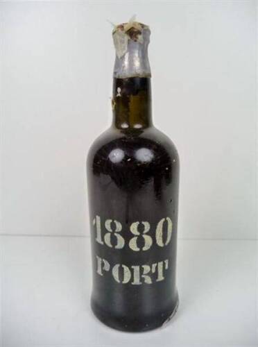 Lote 1600440 - Garrafa de vinho do Porto 1880, engarrafado pelos exportadores - António José da Silva & Cº Lda, proprietário da Quinta do Noval - Alto Douro