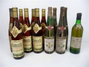 Lote 1600501 - Lote de 12 garrafas para coleccionadores, 7 garrafas de vinho verde branco - Alvarinho - Palacio da Brejoeira - Monção, 4 garrafas de vinho verde branco - Alvarinho - Cêpa Velha - Monção e 1 garrafa de vinho velho branco - Barrocão - garrafeira de 1964, garrafas antigas para coleccionadores com defeitos e perdas