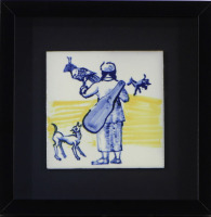 Lote 4153 - Paula Rego (n.1935) - Azulejo, múltiplo de edição não numerada, assinatura impressa no verso, motivo "O Falcoeiro", com 14x14 cm (moldura de caixa preta com 25x25 cm). Nota: Pintora portuguesa radicada em Inglaterra, Paula Figueroa Rego nasceu