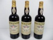 Lote 332 - Lote de 3 garrafas de vinho do Porto Mackenzie´s - choice old tawny - medium rich, garrafas antigas para coleccionador, com perda, Com nível aceitável para idades superiores a 10/15 anos