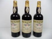 Lote 424 - Lote de 3 garrafas de vinho do Porto Mackenzie´s - choice old tawny - medium rich, garrafas antigas para coleccionador, com perda, Com nível aceitável para idades superiores a 10/15 anos