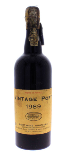 Lote 1324 - Garrafa de Vinho do Porto, Borges, Colheita 1989, Vintage Port, S. V. Borges & Irmão, (750ml-20%vol). Nota: À venda em site da especialidade € 59,35 - https://www.portugalvineyards.com/wines/4599-borges-vintage-port-1989.html