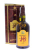 Lote 1333 - Garrafa de Whisky, J & B, 15 anos, Reserve, Finest Old Scotch, Justerini & Brooks, Produzido na Escócia, (700ml-43%vol). Garrafa idêntica à venda em site da especialidade € 25,75 em http://www.garrafeiradecelas.pt/garrafeira/vinhos/1349/Destil - 4