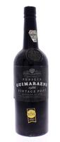 Lote 2192 - Garrafa de Vinho do Porto, Guimaraens, Colheita 1986, Vintage Port, Engarrafada em 1988, Fonseca Guimaraens Vinhos, numerada: ND 0961, (750ml-20,5%vol). Nota: À venda em site da especialidade € 195 - http://www.lusawines.com/vinhos/887 . Medal