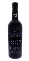 Lote 2195 - Garrafa de Vinho do Porto Real Vinícola, LBV de 1967 (750ml-20%vol.) Garrafa idêntica à venda em site da especialidade por € 299 em http://www.winespiritus.com/pt/vinho-do-porto-madeira-e-moscatel/765-real-companhia-velha-lbv-1967-late-bottled