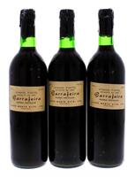 Lote 1519 - Três garrafas de Vinho Tinto, Garrafeira, Reserva Particular, Colheita 1980, Região da Bairrada, Engarrafadas em 1986, Numeradas, Caves Monte Alto, (750ml-12%vol).    