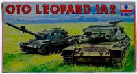 Lote 152 - Kit Esci - Tanque Oto Leopard 1A2, à escala 1:72, não selado , deverá estar completo, incluindo manual de montagem e autoculantes, modelo 8069. Nota: Sinais de uso em embalagem original com desgaste de utilização.