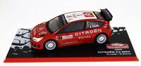 Lote 203 - Miniatura Automóvel Citroen C4 WRC Sebastien Loeb / D. Elena – Rallye Monte Carlo 2008 – IXO, Escala 1:43 – Notas: Caixa acrílica partida, Miniatura sem espelhos retrovisores nas portas do condutor e pendura e também sem antena, embalagem de or