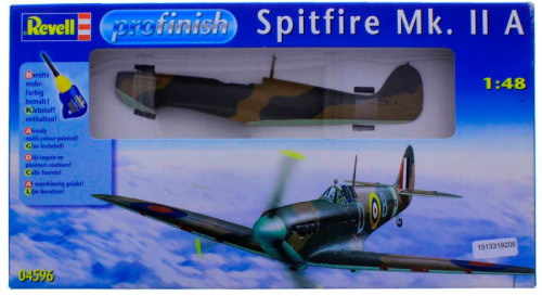 Lote 38 - Kit Para Montar - Miniatura de Avião de Guerra “Spitfire Mk. II A” - Revell, Escala 1:48 – Notas: Novo, embalagem de origem, sem falhas