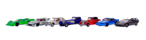 Lote 40 - Conjunto de 7 Miniaturas Tomica, fabricados no Japão entre os anos 1976 e 1978, modelos raros de colecção, entre eles um Mercedes Benz 450 SEL, Lamborghini, Lancia Sratus e um BMW, ambos de competição. Dim: entre 7 cm e 8 cm. Nota: Sinais de uso