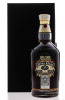 Lote 1018 - Garrafa de Whisky, Chivas Regal 25 Anos, Original Legend, Rare & Limited Blend Numerada: 841129, Chivas Brothers, Escócia, (700ml-40%vol). Nota: à venda em site da especialidade € 290 - http://www.garrafeiranacional.com/chivas-regal-25-anos.ht - 4