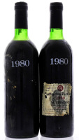 Lote 1058 - Duas garrafas de Vinho Tinto, Altissimo, Garrafeira Particular, Colheita 1980, Altissima, (750ml). Nota: falta de um rótulo e outro danificado.