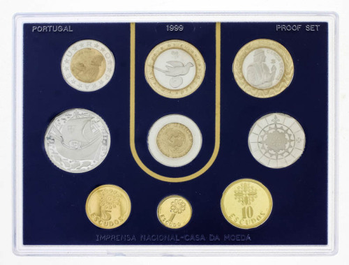 Lote 3012 - Colecção de 9 Moedas, da República Portuguesa, Prova Numismática proof, em diversas ligas, dos 50 Anos da Unicef, de 1999, sendo 1 moeda de 1 Escudo, 1 moeda de 5 Escudos, 1 moeda de 10 Escudos, 1 moeda de 20 Escudos, 1 moeda de 50 Escudos, 2 