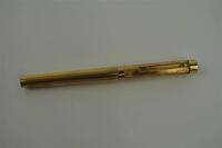 Lote 170 - Caneta de aparo da marca SHEAFFER em plaquet de ouro de 18Kt, com aparo de ouro de 14Kt