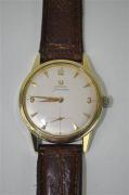 Lote 255 - Relógio da marca OMEGA modelo Seamaster, a funcionar, P.V.P. de montra em joalheria de Lisboa - € 750