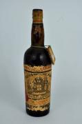 Lote 1740010 - Lote de garrafa de Vinho Porto Seco Velho, Real Casa Velha, de 1950/60, para coleccionador, Nota: apresenta perda