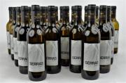 Lote 1740036 - Lote de 24 garrafas, Vinho Serras Azeitão Branco 0.375 Lt , 2009 Setubal. Proveniência: Distribuidor de Vinhos.