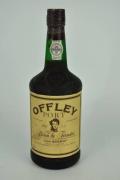 Lote 1740092 - Lote de garrafa de Vinho do Porto, OFFLEY Baron de Forrester Reserva 1968, para coleccionador