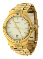 Lote 4025 - GUCCI - Relógio de pulso Modelo 9240M, original. Caixa em aço dourado com 35 mm e bracelete em aço dourado. Movimento de quartzo. mostrador com marcadores e data às 6 hora. Relógio idêntico à venda por € 441. Nota: a funcionar, com caixa e doc