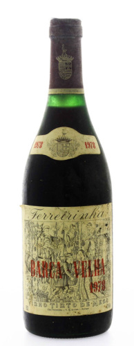 Lote 1019 - BARCA VELHA - Garrafa de Vinho Tinto, Barca-Velha, Colheita 1978, Ferreirinha, Companhia Agrícola e Comercial dos Vinhos do Porto, Vila Nova Gaia, (750ml – 12,5%vol). Nota: garrafa idêntica à venda em site da especialidade por € 399 em http://