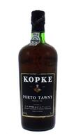 Lote 1066 - PORTO KOPKE - Garrafa de Vinho do Porto, Kopke, Tawny, Aloirado Claro - Doce, C. N. Kopke (750ml – 20%vol). Nota: garrafa idêntica foi vendida por € 20,70. Consultar http://oportunityleiloes.auctionserver.net/view-auctions/catalog/id/1203/lot/