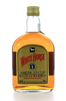 Lote 1360 - WHISKY WHITE HORSE - Garrafa de Whisky, White Horse America's Cup 1987. (750ml - 43%vol). Nota: garrafa idêntica foi vendida por € 32,20 Em embalagem de cartão original. Consultar http://oportunityleiloes.auctionserver.net/view-auctions/catalo