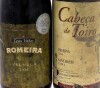 Lote 1835 - CONJUNTO DE VINHOS – Conjunto de duas garrafas de Vinho Tinto, Cabeça de Toiro, Reserva, Colheita 1994, Santarém-VQPRD, Caves Dom Teodósio, (750ml-12,5%vol) e Romeira, Reserva, Colheita 1998, Palmela-Doc, Medalha de Prata, I Concurso de Vinhos - 3