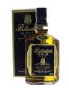 Lote 1978 - WHISKY BALANTAINES 12 YEARS - Garrafa de Whisky, Balantines Gold Seal 12 Years, Special Reserve, Scotch, Escócia, (700ml-40%vol). Nota: garrafa idêntica à venda por € 113,57 (£ 95,00) conversão ao dia. Com caixa cartão. Consultar https://www.w - 4