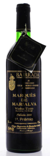 Lote 1996 - MARQÊS DE MARIALVA - Garrafa de Vinho Tinto, Marquês de Marialva, Colheita 1990, Bairrada-Doc, 1º Prémio, XI Concurso Os Melhores Vinhos da Bairrada, Adega Cooperativa de Cantanhede, numerada: 07689, (750ml - 12%vol). Nota: garrafa idêntica à 