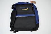 Lote 1780132 - Mochila Gotcha Genuína, 100% Poliester, impermeável, cor preto e azul com letras em azul e amarelo, tamanho 40x32 cm, novo