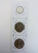 Lote 1820311 - Lote de 3 moedas das Colónias Portuguesas, são 5$00 de São Tomé e Príncipe de 1962 em Prata, 10$00 e 20$00 de Angola de 1969 e 1971 em cupro-níquel, MBC e Bela