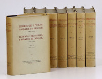 Lote 1022 - LIVROS "DOCUMENTOS SOBRE OS PORTUGUESES EM MOÇAMBIQUE E NA ÁFRICA CENTRAL 1497-1840" - 8 vols. 6 volumes idênticos à venda por € 319,60 (£275) conversão do dia. Por A. A. Da Silva Rego e E. E. Burke. Editora: National Archives of Rhodesia, Ce