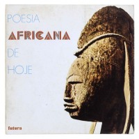 Lote 1164 - LIVRO "POESIA AFRICANA DE HOJE" - Por Manuel de Seabra. Editora: Futura, 1974. Dim: 16,5x16,5 cm. Livro de capa de brochura. Nota: sinais de manuseamento conforme fotos