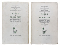 Lote 1247 - LIVROS "ORDEM E PROGRESSO" - 2 vols. Por Gilberto Freyre. Editora: Livraria José Olympio, 1959. Dim: 22,5x15 cm. Livros de capa de brochura. Nota: sinais de manuseamento conforme fotos